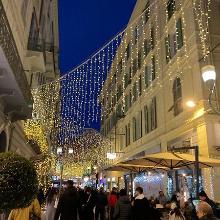 Appartamento Degli Inglesi Санремо Экстерьер фото